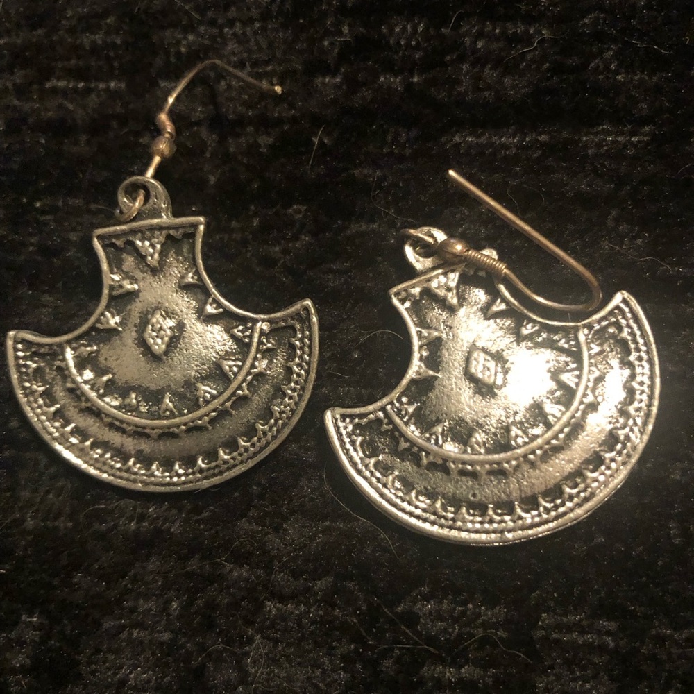 Elegant Silver Earrings